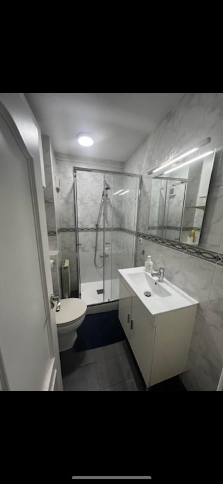 Hotel Bed Vallecas Madrid Exterior foto
